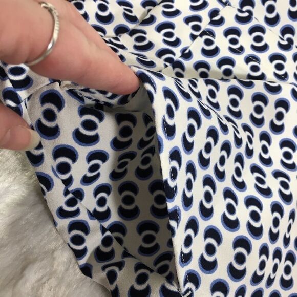 Ann Taylor Factory The Drapey Short sailor flat front printed shorts high waist - Picture 13 of 14